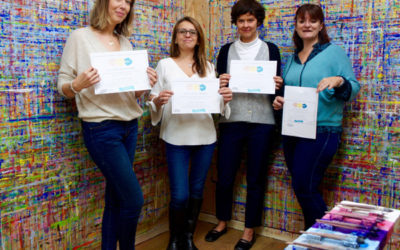 Formation peinture : quatre femmes, un diplôme